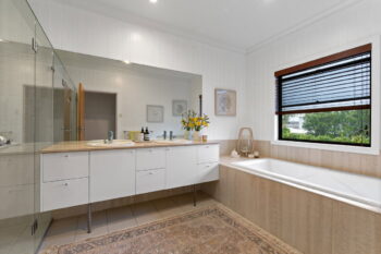 Listing image for 572 Flinders Parade, Brighton  QLD  4017