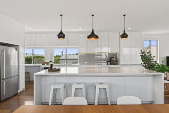 Listing image for 224 Flinders Parade, Sandgate  QLD  4017