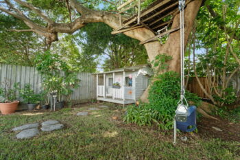Listing image for 224 Flinders Parade, Sandgate  QLD  4017