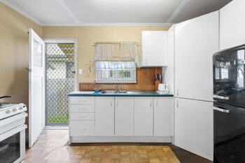 Listing image for 105 Queens Parade, Brighton  QLD  4017