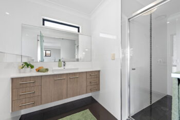 Listing image for 33 Stubbs Street, Brighton  QLD  4017