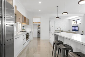 Listing image for 33 Stubbs Street, Brighton  QLD  4017